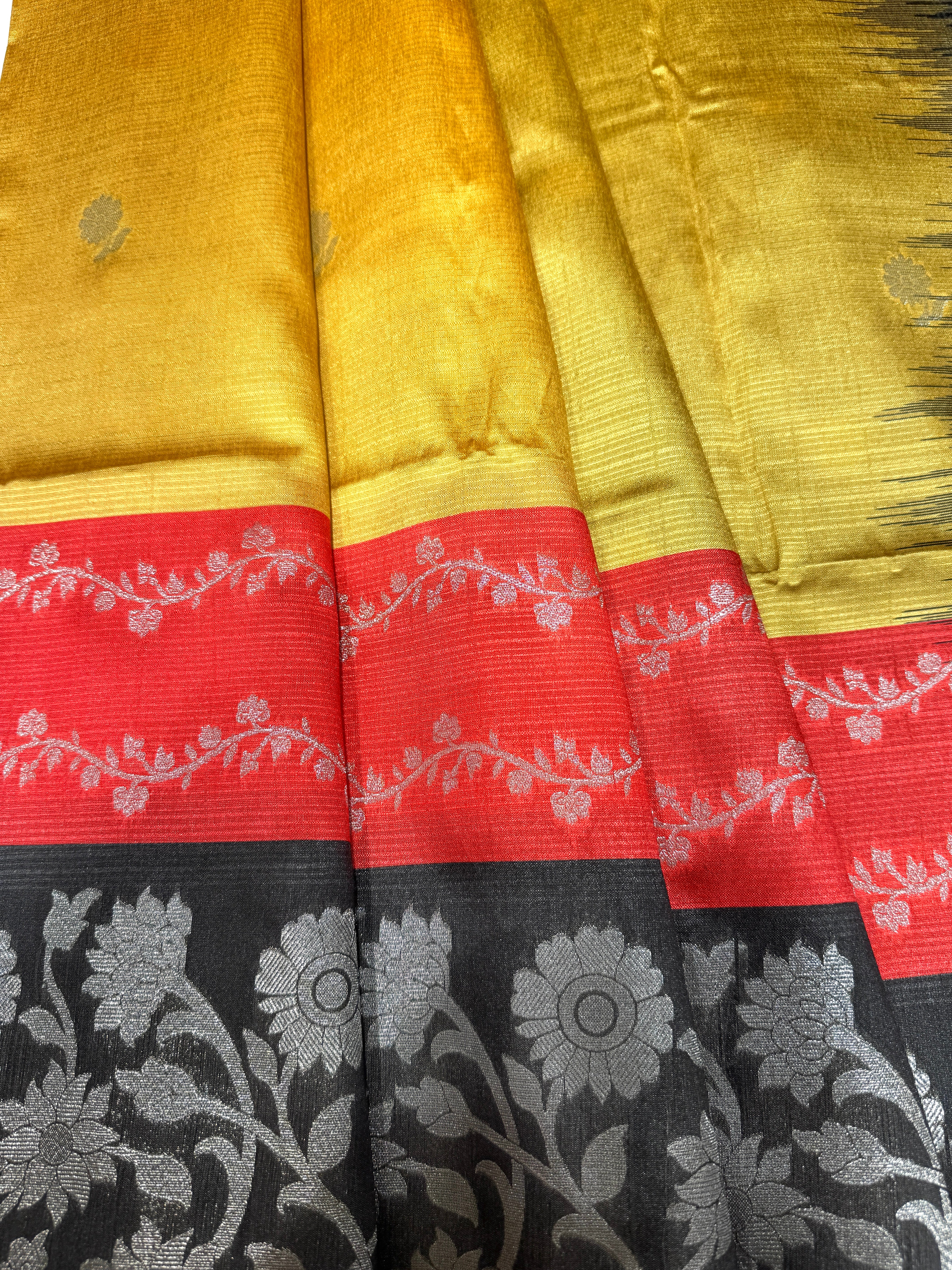 Tri Color Raw Silk Saree| RREHS02
